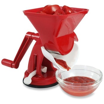 Masina de Tocat Rosii Rigamonti din Plastic Alimentar pentru Macinat si Stors Suc de Rosii si Bulion, Inaltime 24cm Masina de Tocat Rosii Rigamonti din Plastic Alimentar pentru Macinat si Stors Suc de Rosii si Bulion, Inaltime 24cm