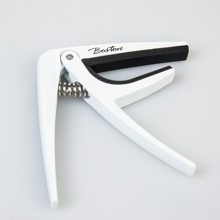 Klasszikus gitár capo Boston BC86WH + 3 pengető