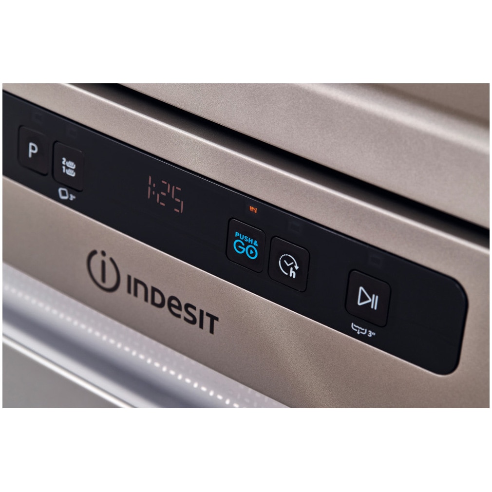 Masina de spalat vase Indesit DSFO3T224CS, 10 seturi, 9 programe, Clasa E, Tehnologie al 6-lea Simt, Sistem AquaStop, Display, 45 cm, Argintiu