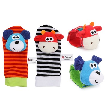 Set 4 zornaitori DCH, pentru bebelusi, bratari si sosetute - model 3 Set 4 zornaitori DCH, pentru bebelusi, bratari si sosetute - model 3