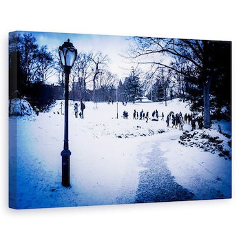 Tablou canvas - Guilherme Pontes - Turistii in zapada, 60 x 90 cm Tablou canvas - Guilherme Pontes - Turistii in zapada, 60 x 90 cm