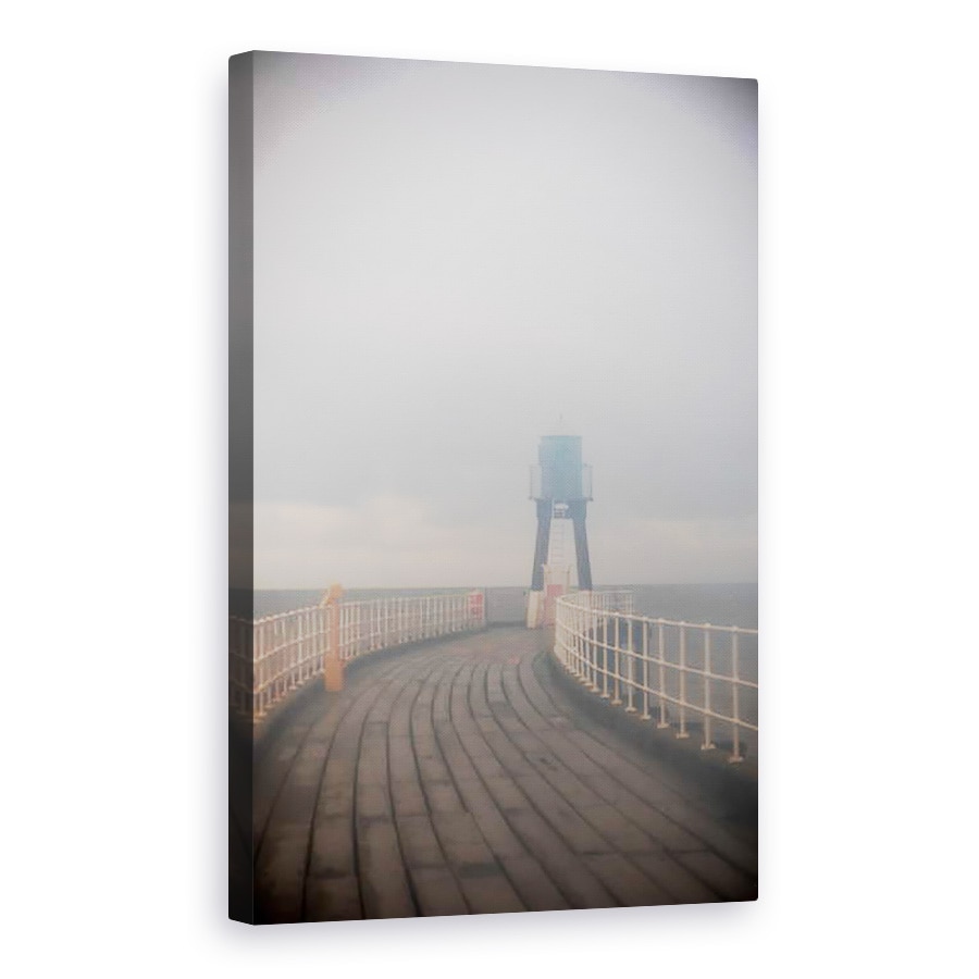 Tablou canvas - Ant Smith - Whitby Harbour West Farul din Mist, 2020, 80 x 120cm