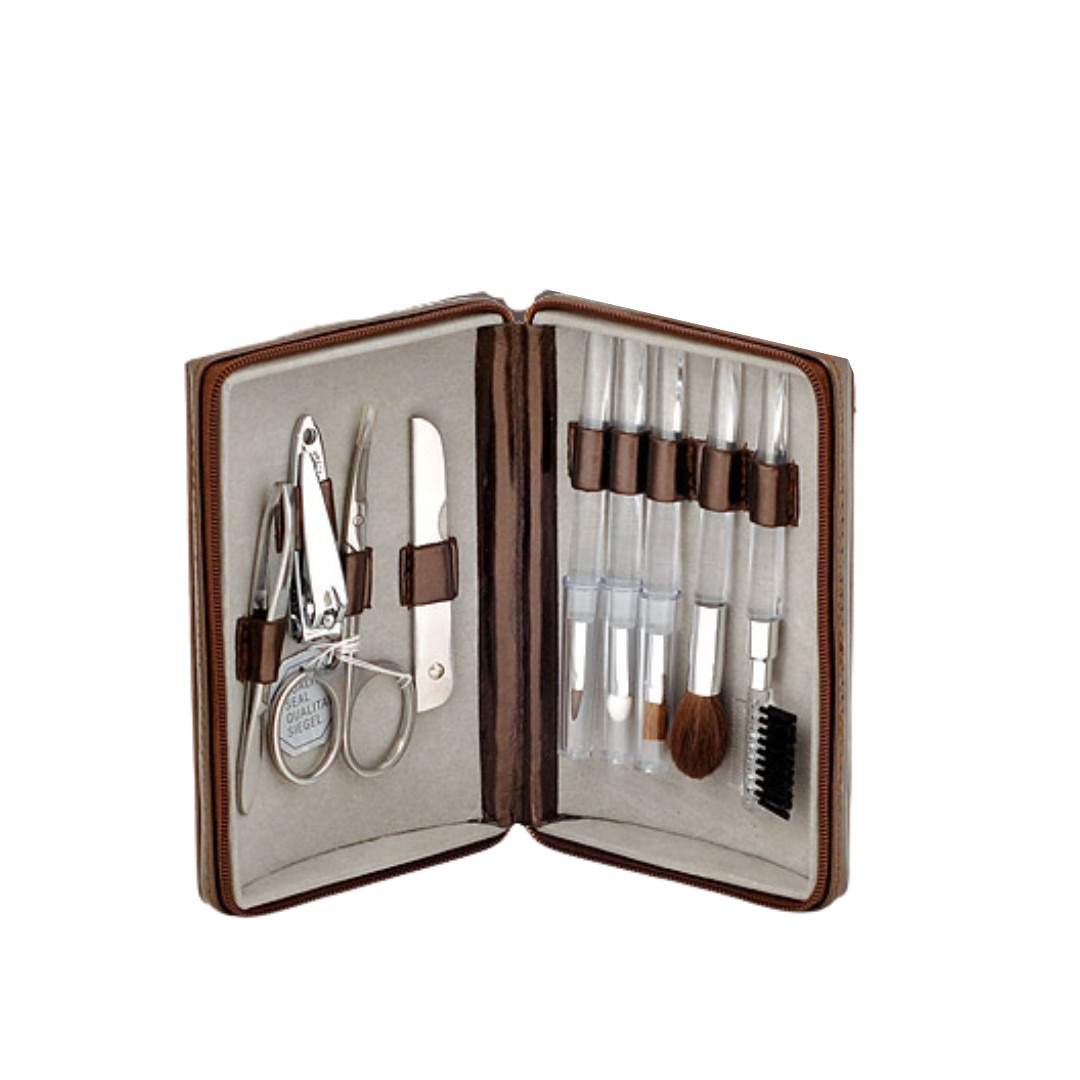Set trusa manichiura, pedichiura si machiaj , 10x13.5cm, Maro