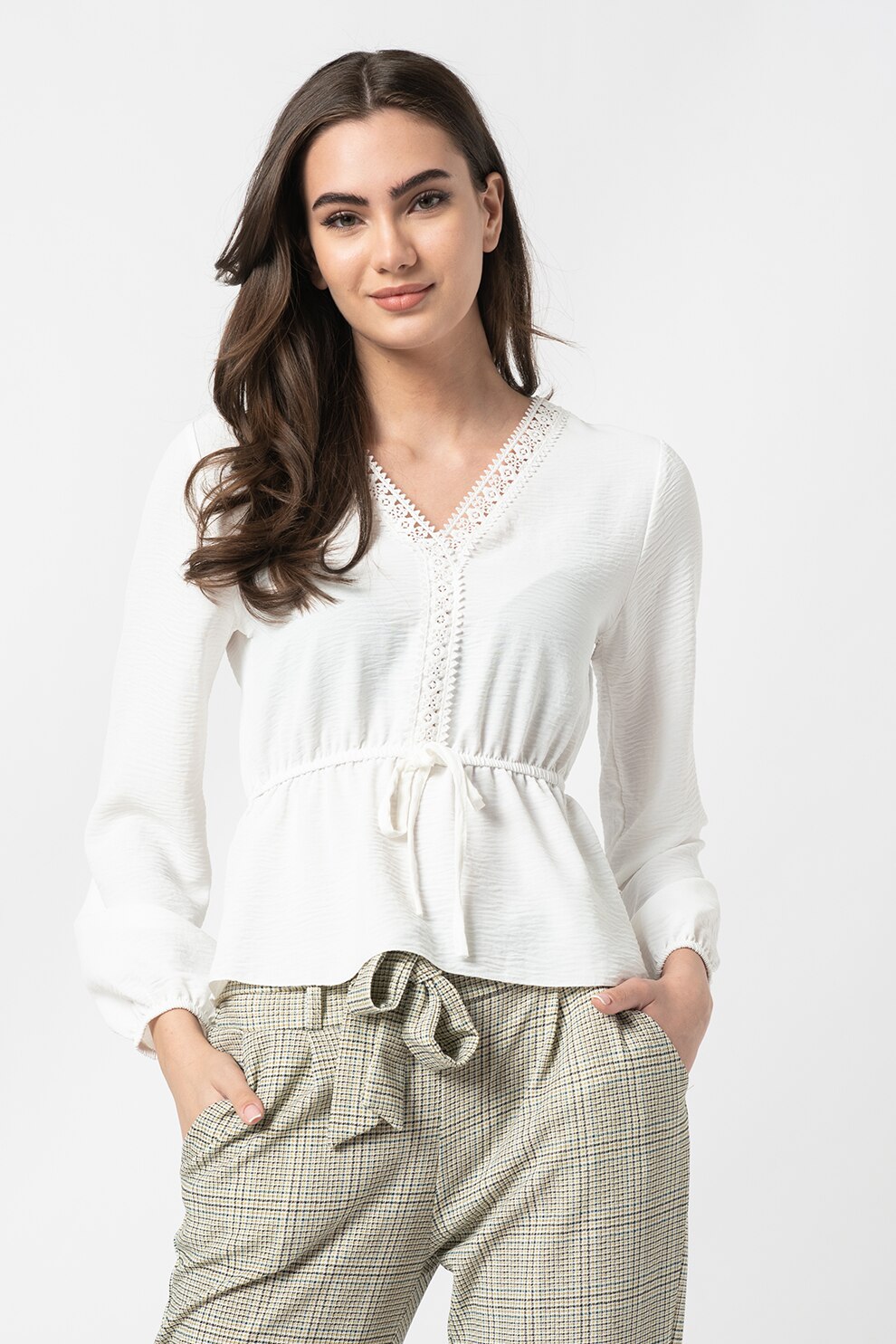 Haily's, Bluza cu decolteu in V si volan peplum, Alb