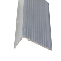 profil treapta 4712 20mm x 20mm x 27m aluminiu argintiu imagen 15_0_
0