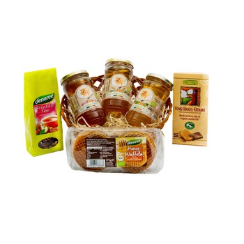 Cos cadou BIO 1, Fagurele Auriu, Ceai de fructe bio, Ciocolata din lapte integral cu miere si migdale bio, Vafe cu miere bio, Miere salcam eco, Miere tei eco, Miere poliflora eco Cos cadou BIO 1, Fagurele Auriu, Ceai de fructe bio, Ciocolata din lapte integral cu miere si migdale bio, Vafe cu miere bio, Miere salcam eco, Miere tei eco, Miere poliflora eco