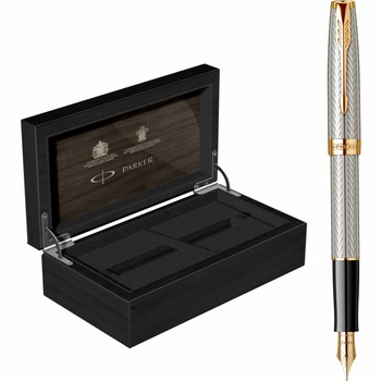 Stilou Parker Sonnet Royal Fougere Sterling Silver GT, cu penita din aur de 18k si corp si capac din argint masiv de 925 in Cutie de Lemn Parker Stilou Parker Sonnet Royal Fougere Sterling Silver GT, cu penita din aur de 18k si corp si capac din argint masiv de 925 in Cutie de Lemn Parker