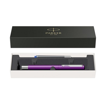 Stilou Parker Vector Royal purpuriu cu accesorii cromate Stilou Parker Vector Royal purpuriu cu accesorii cromate