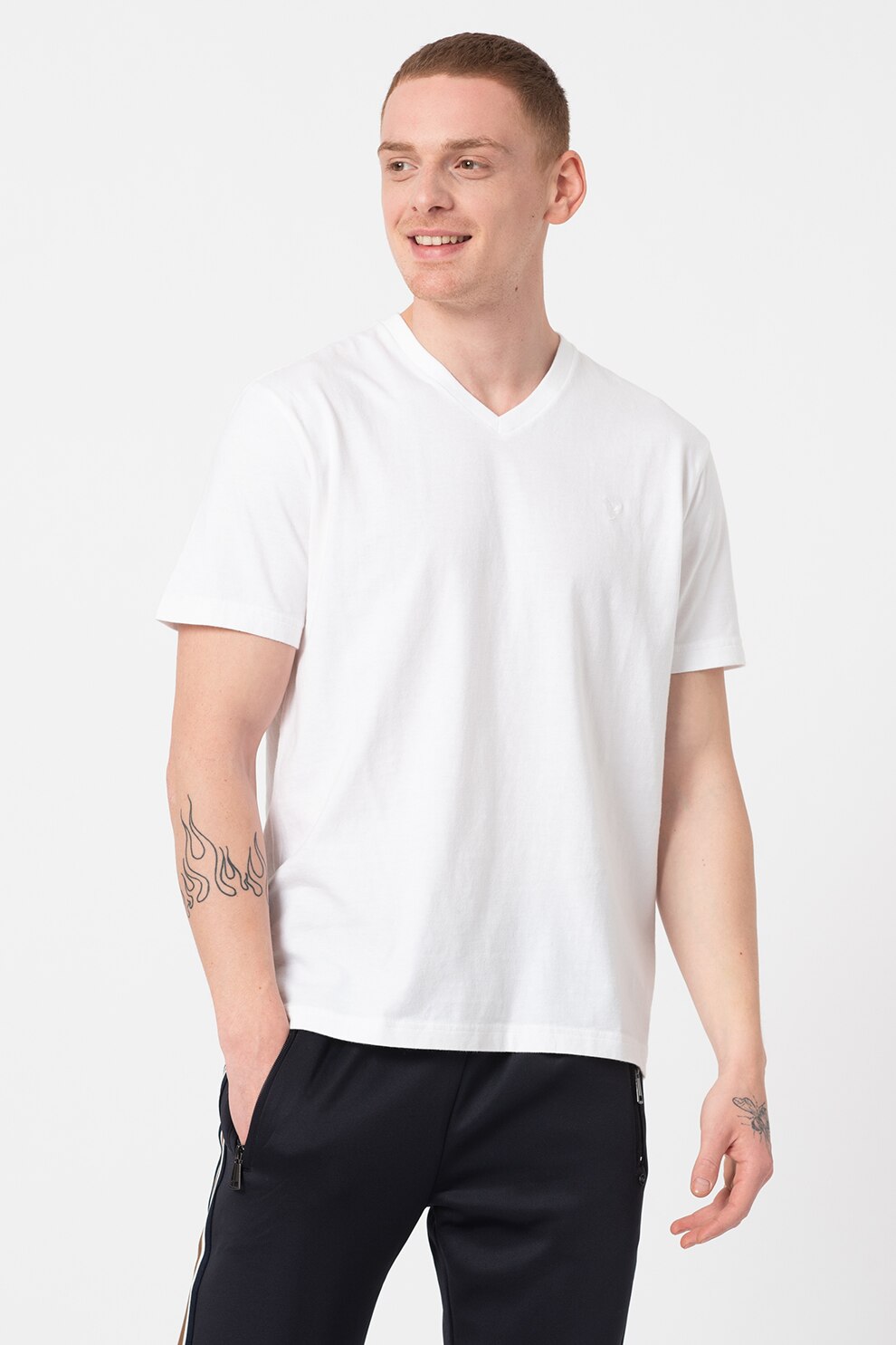 American Eagle, Tricou de bumbac cu decolteu in V, Alb