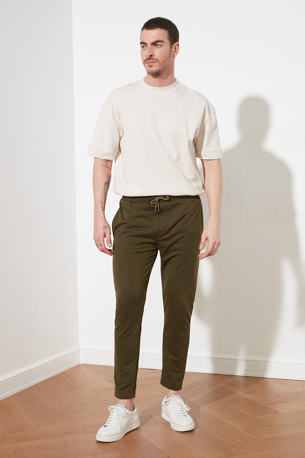 Trendyol, Pantaloni sport regular fit cu snur de ajustare, Verde militar