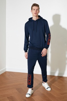 trendyol trening cu detalii grafice contrastante bleumarin imagen 27_0_
0