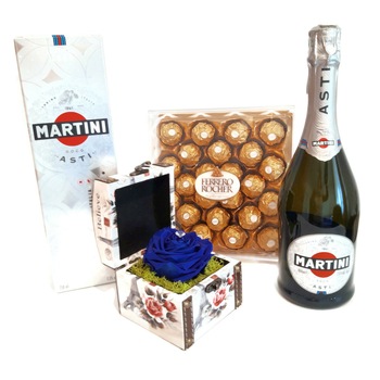 Pachet cadou cu trandafir criogenat albastru premium XL in cufar de lemn, spumant Asti Martini Dolce 0.75l, 7.5% alcool, in cutie originala si praline Ferrero Rocher - 24 bomboane Pachet cadou cu trandafir criogenat albastru premium XL in cufar de lemn, spumant Asti Martini Dolce 0.75l, 7.5% alcool, in cutie originala si praline Ferrero Rocher - 24 bomboane
