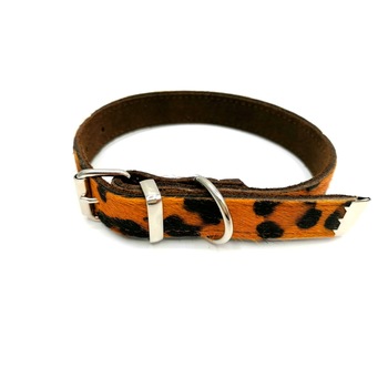 Zgarda din piele naturala cu blana animal print 20 mm x 48 cm Zgarda din piele naturala cu blana animal print 20 mm x 48 cm