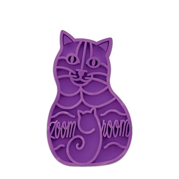 Perie pentru pisici Zoom Groom, Kong, 11 x 7 x 3,5 cm, Violet Perie pentru pisici Zoom Groom, Kong, 11 x 7 x 3,5 cm, Violet