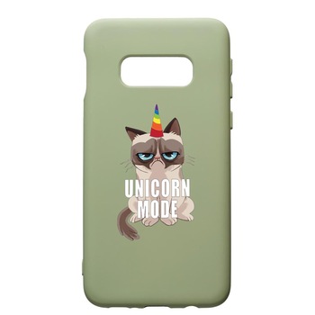 Husa de protectie Samsung Galaxy S10E, Meme - Gumpy Unicorn Mode, silicon, cu interiorul din material textil, protectie camera, Beryl, PGR654 Husa de protectie Samsung Galaxy S10E, Meme - Gumpy Unicorn Mode, silicon, cu interiorul din material textil, protectie camera, Beryl, PGR654
