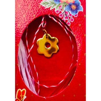 Pandantiv handmade placat cu aur 14K, floricica, 1,5 cm Pandantiv handmade placat cu aur 14K, floricica, 1,5 cm