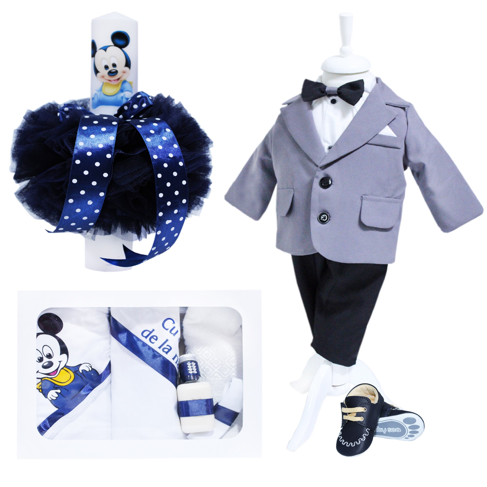 Set complet pentru botez, lumanare cu tulle bleumarin, costum gri, trusou imprimat cu 
