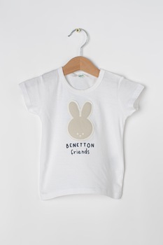 United Colors of Benetton, Tricou din bumbac cu aplicatie grafica, Alb/Gri/Negru United Colors of Benetton, Tricou din bumbac cu aplicatie grafica, Alb/Gri/Negru