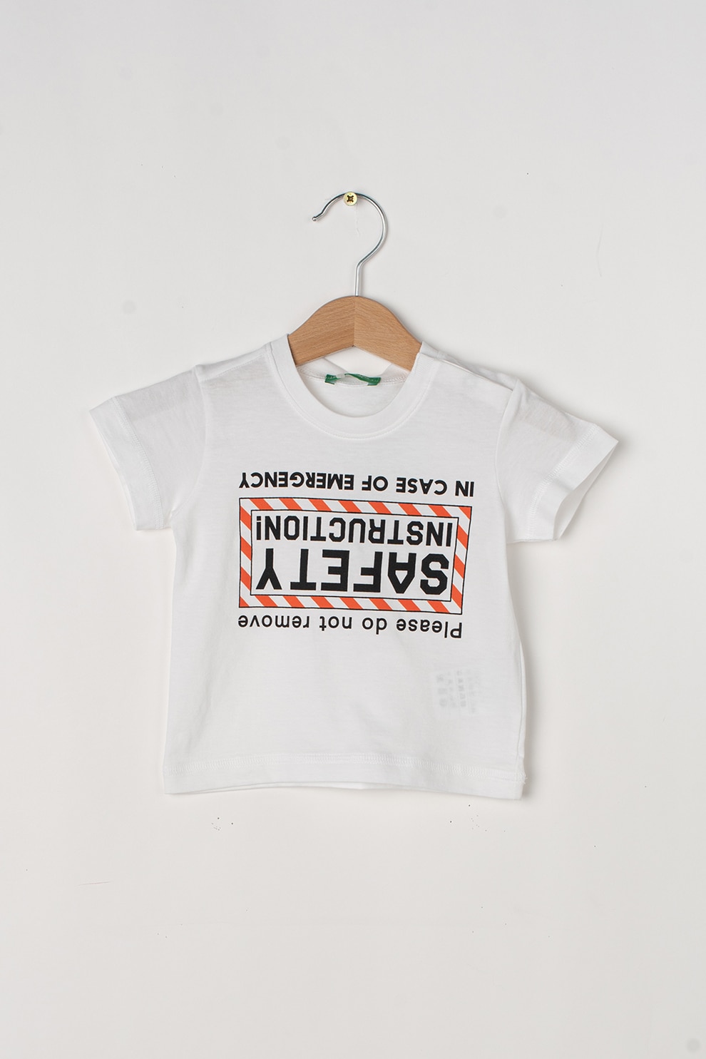 United Colors of Benetton, Tricou cu imprimeu grafic, Alb prafuit/Negru/Oranj