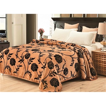 Patura Cocolino pufoasa cu margine, Pat Dublu, 200x230 cm, Maro Floral Patura Cocolino pufoasa cu margine, Pat Dublu, 200x230 cm, Maro Floral