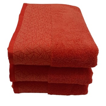 Set 3 Prosoape shinny , 100 % bumbac , 70 x 140 cm , porocaliu Set 3 Prosoape shinny , 100 % bumbac , 70 x 140 cm , porocaliu