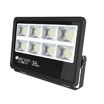 Proiector industrial Lion-300, putere 300W, lumina rece, IP65, 85-265V, 25500 lm Proiector industrial Lion-300, putere 300W, lumina rece, IP65, 85-265V, 25500 lm