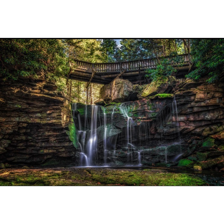 Fototapet autocolant peisagistic cu cascada si podulet 38678 350cm x 250cm multicolor