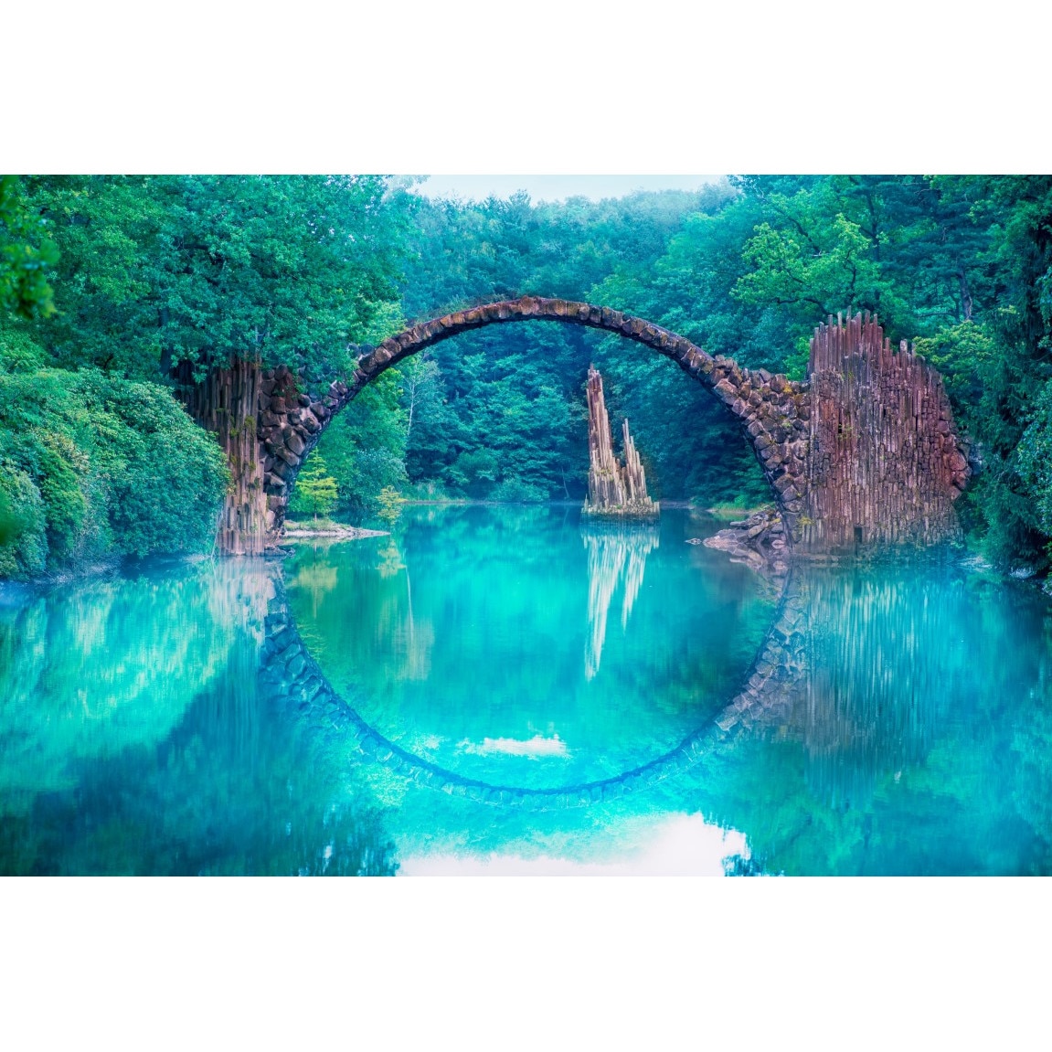 Fototapet autocolant PVC , Reflexia perfecta, 250x400 cm