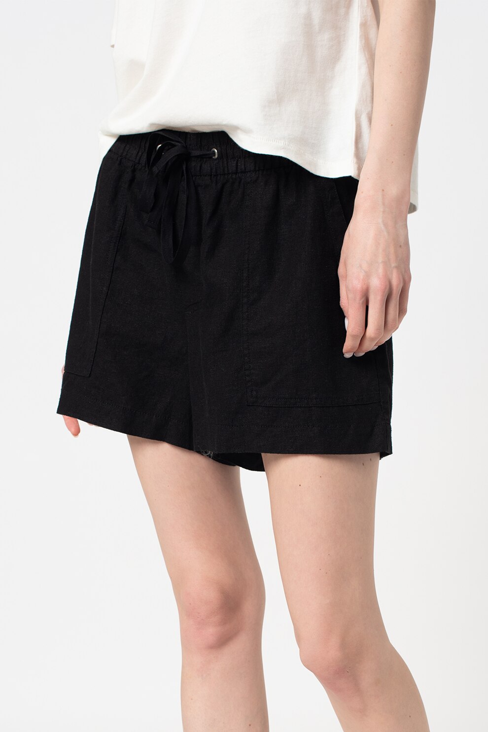 GAP, Pantaloni scurti din amestec de in cu snur, Negru