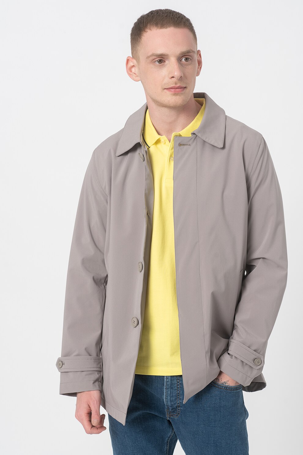 Romeo Gigli, Jacheta cu nasturi si buzunare oblice, Gri