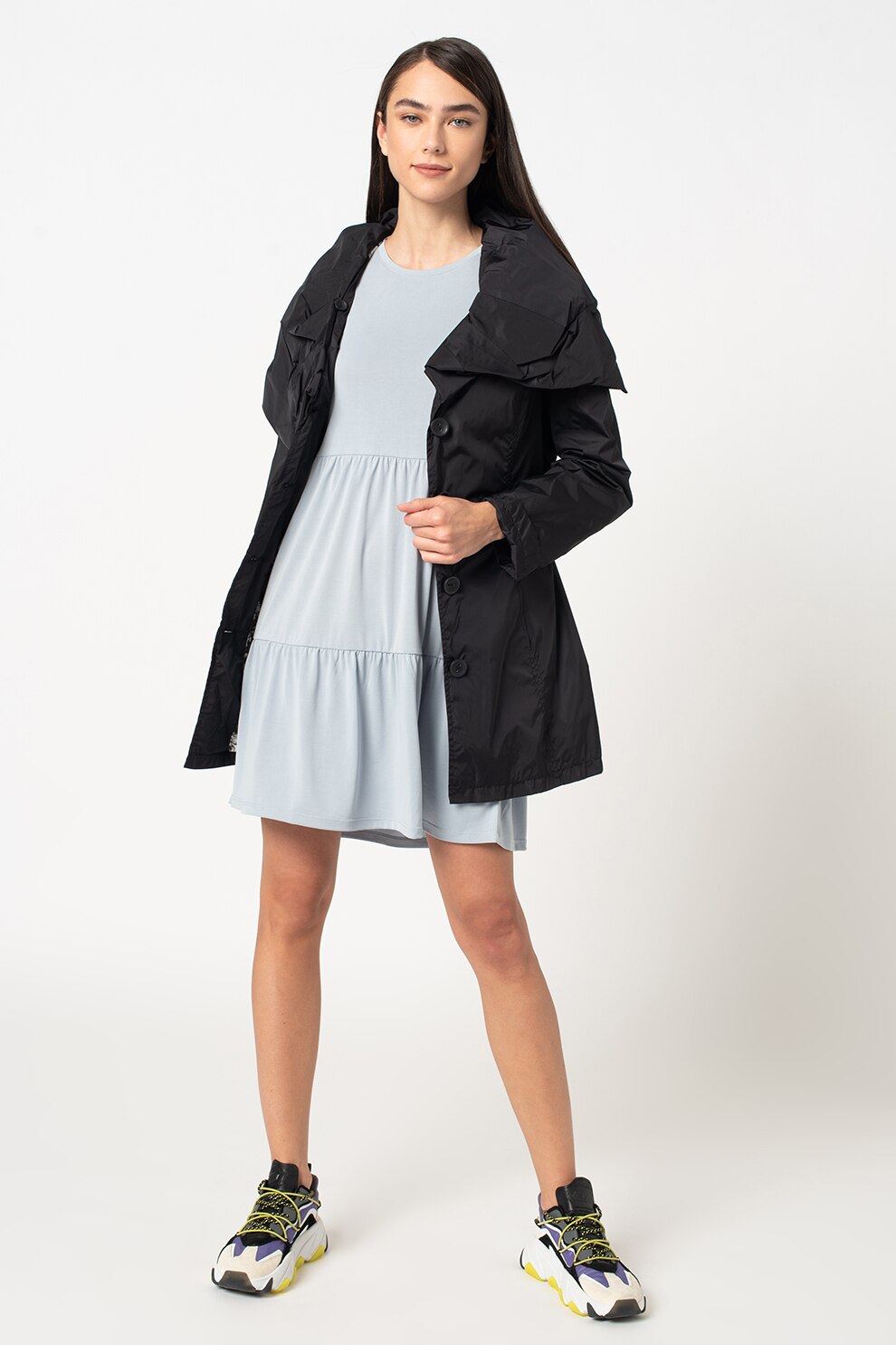 Romeo Gigli, Jacheta cu nasturi si cordon in talie, Negru