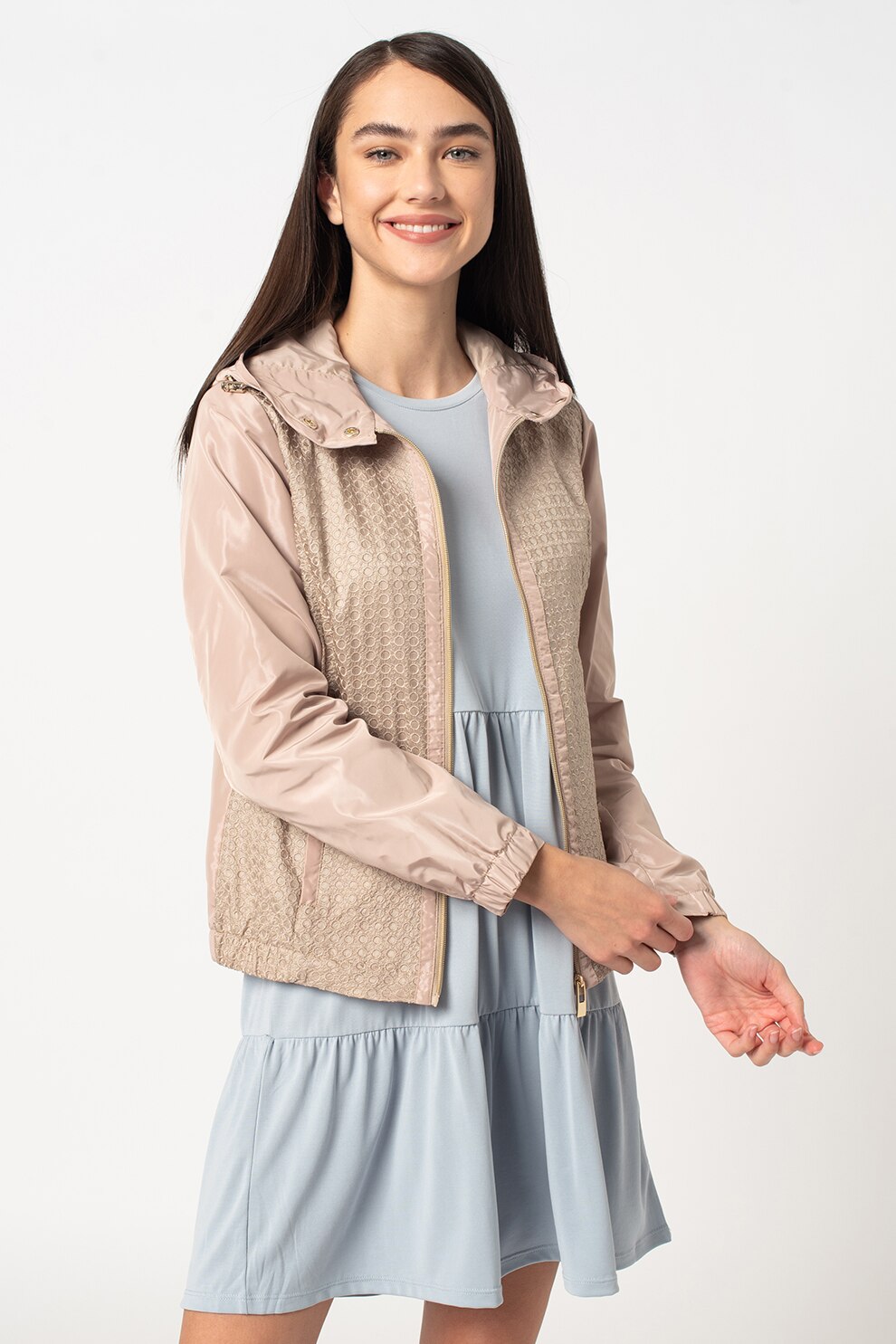 Romeo Gigli, Jacheta cu broderie frontala si gluga, Bej