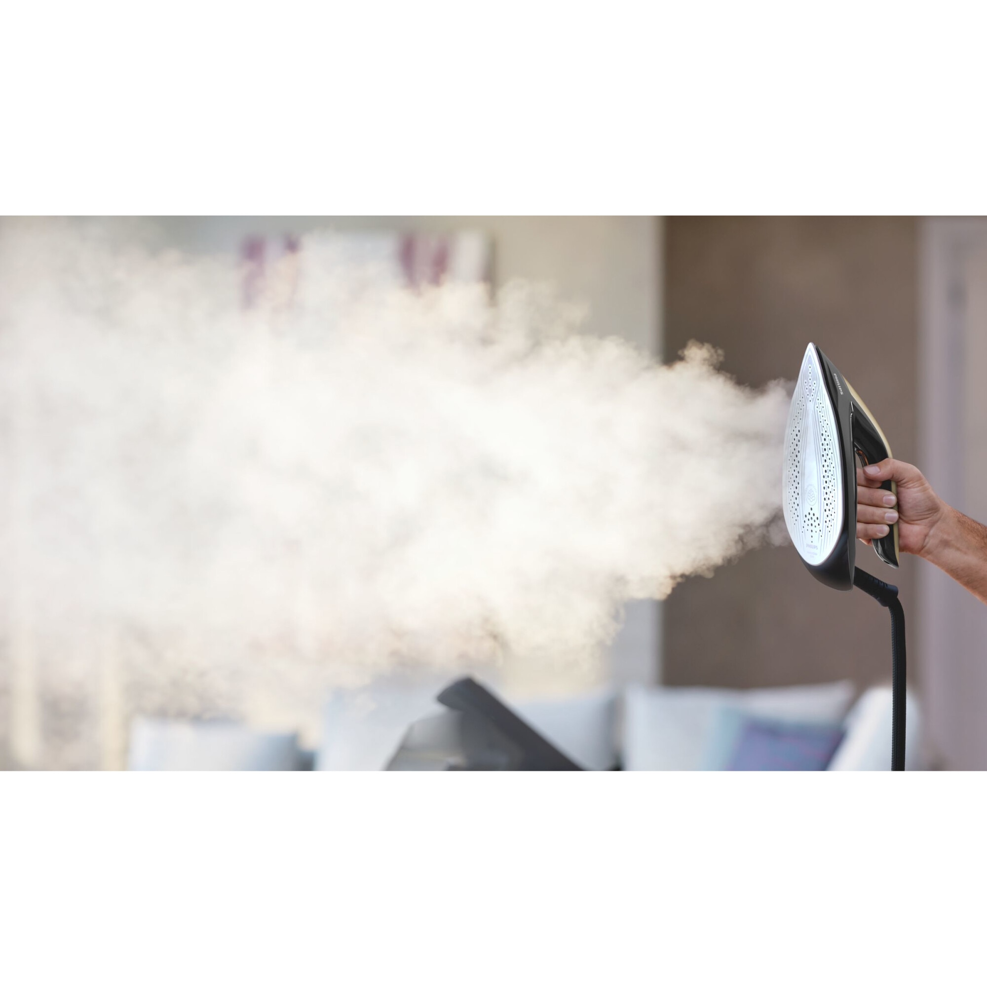 Statie de calcat cu abur Philips PerfectCare Seria 8000 PSG8130/80, 2700W, 8.5 bari, jet de abur continuu 170 g/min, jet de abur 700g, talpa SteamGlide Elite, OptimalTemp, rezervor 1.8L, Easy De-Calc Plus, oprire automata, negru