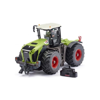 Tractor Siku 6794 Claas Xerion cu aplicatie Bluetooth si telecomanda inclusa Tractor Siku 6794 Claas Xerion cu aplicatie Bluetooth si telecomanda inclusa