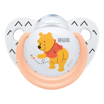 Suzeta ortodontica din silicon Nuk Winnie The Pooh 736379P, Portocaliu 6-18 luni Suzeta ortodontica din silicon Nuk Winnie The Pooh 736379P, Portocaliu 6-18 luni