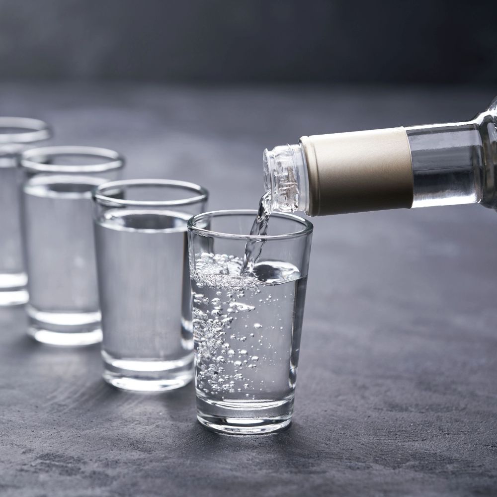 Vodka V33 33%, 0.5 L - eMAG.ro