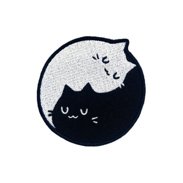Бродирана емблема, ying yang коте 8x8cm