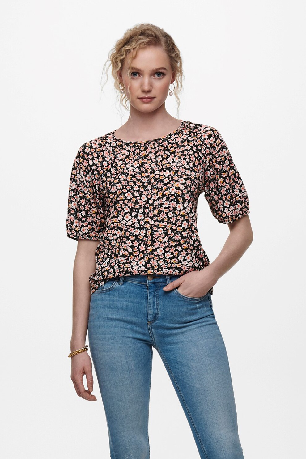 Only, Bluza cu imprimeu floral si decupaj pe spate, Negru, M