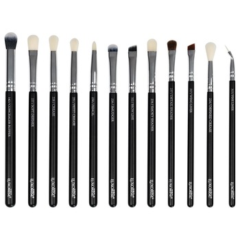 Set 12 Pensule Machiaj Brilliance Silver Set 12 Pensule Machiaj Brilliance Silver