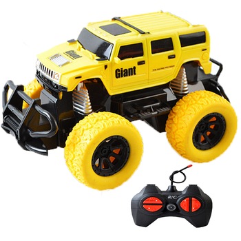 Masina Monster TRUCK GIANT AKU Off-Road cu Telecomanda, Cascadorii Stanga Dreapta Inainte Inapoi, Lumini, culoare Galben AK5046 Masina Monster TRUCK GIANT AKU Off-Road cu Telecomanda, Cascadorii Stanga Dreapta Inainte Inapoi, Lumini, culoare Galben AK5046