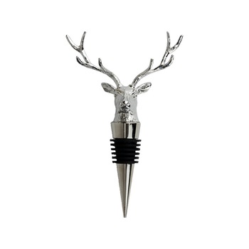 Dop sticla Jack Pyke, aliaj zinc, silicon, finisaj nichel lustruit, 13 cm, argintiu, model cerb Dop sticla Jack Pyke, aliaj zinc, silicon, finisaj nichel lustruit, 13 cm, argintiu, model cerb
