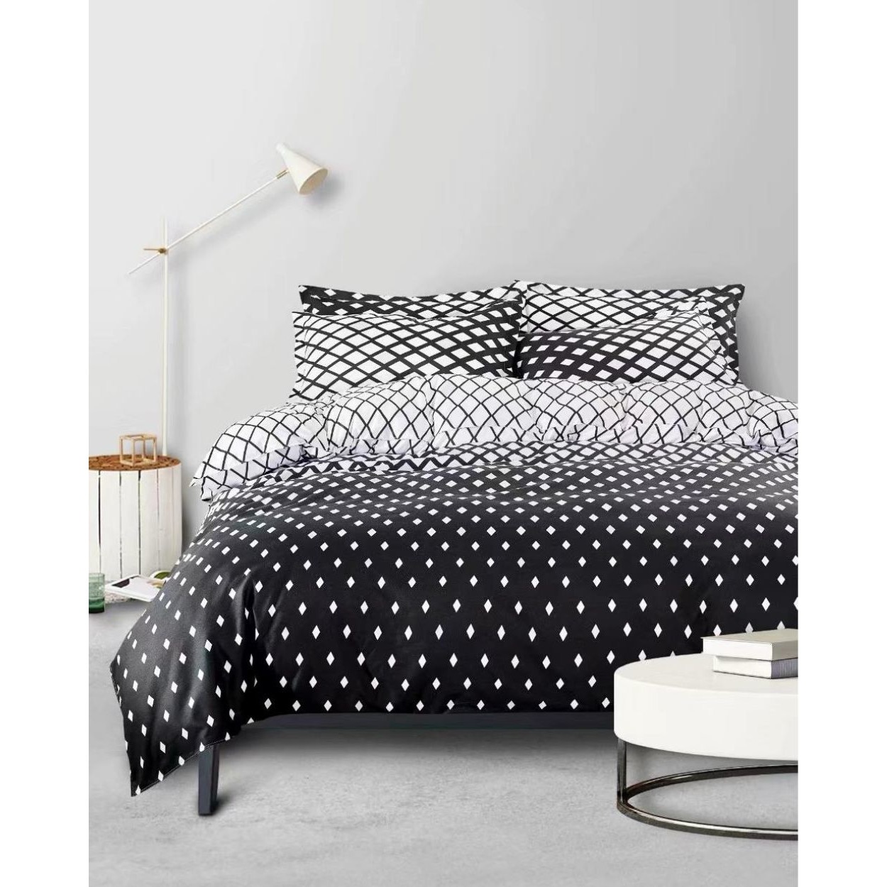 Set Lenjerie Bumbac Satinat 2 Fete, 4 Piese, Pat 2 Persoane, Black Rhombus