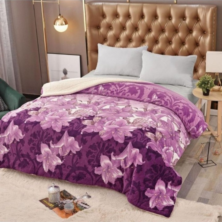 Patura pufoasa Cocolino cu blanita, pentru pat dublu, 180 x 230, Crini