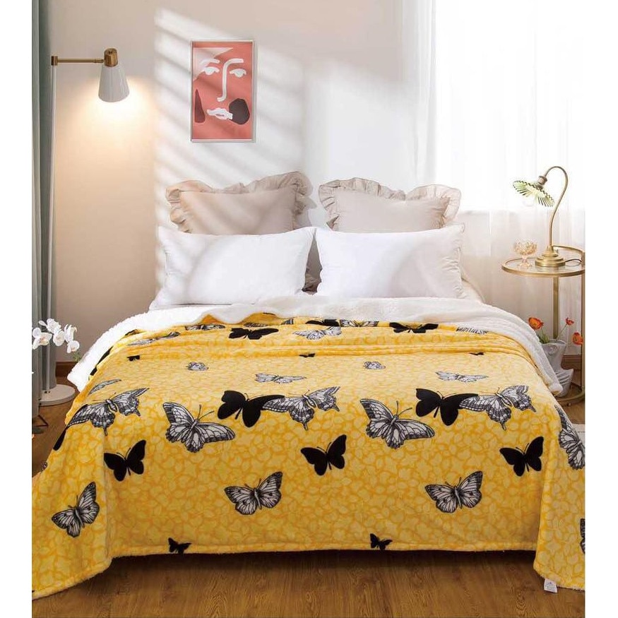 Patura pufoasa Cocolino cu blanita, pentru pat dublu, 180 x 230, Galbena cu fluturi