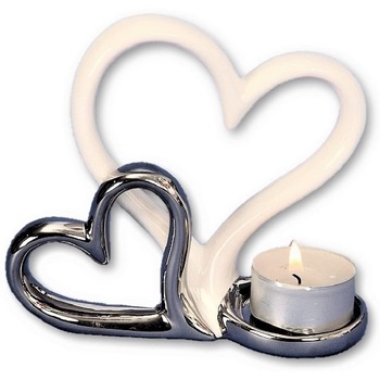 Suport lumanare, din ceramica, cu doua inimi, 11.5x13 cm Suport lumanare, din ceramica, cu doua inimi, 11.5x13 cm