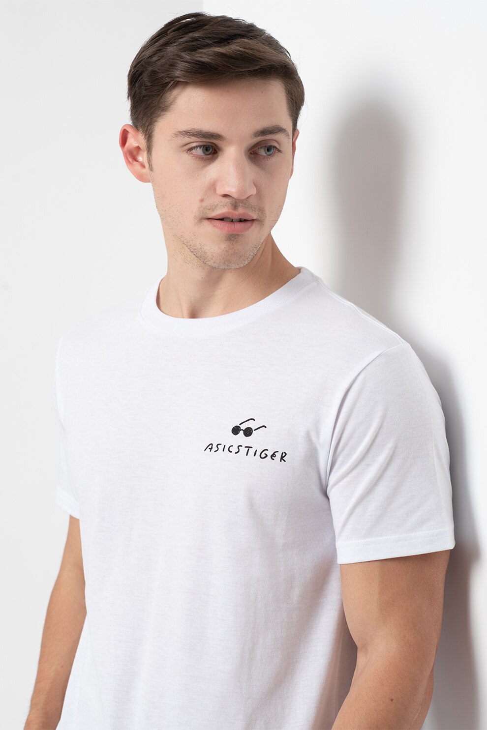 Asics, Tricou cu imprimeu grafic Nagaba, Alb prafuit