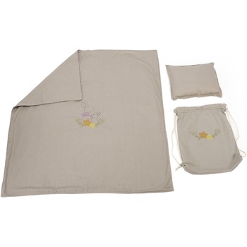 Set paturica + perna + rucsac SomnArt, cu broderie, din in, Crem Set paturica + perna + rucsac SomnArt, cu broderie, din in, Crem