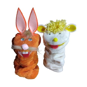 Set papusa de mana iepuras portocaliu si oita alba plus, 30 cm Set papusa de mana iepuras portocaliu si oita alba plus, 30 cm
