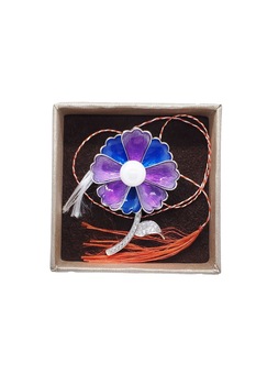 Brosa SILVER DELILAH , Swarovski, inox placat cu aur alb de 14K, 25 g, Cutie Brosa SILVER DELILAH , Swarovski, inox placat cu aur alb de 14K, 25 g, Cutie