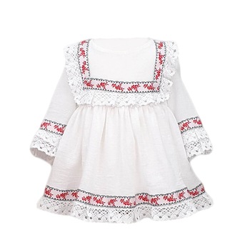 Rochita botez, motive traditionale, culoare alba, varsta 0-3 luni Rochita botez, motive traditionale, culoare alba, varsta 0-3 luni